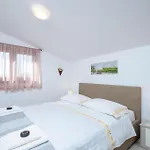 펜션 2 Bedroom Pet Friendly In