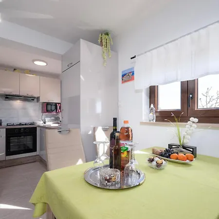 Nyaraló 2 Bedroom Pet Friendly In *