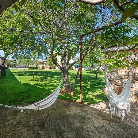 2 Bedroom Pet Friendly In * Póla